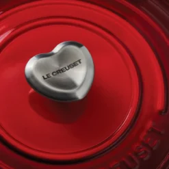 Le Creuset 3.5 Qt. Round Signature Dutch Oven With Stainless Steel Heart Knob | Cerise/Cherry Red -Le Creuset sales rs13352 201020 lecreuset heartknob 0538 ret2