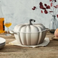 Le Creuset 4 Qt. Pumpkin Cocotte | Meringue -Le Creuset sales rs17157 220511 lecreuset pumpkincocotte meringue sqret